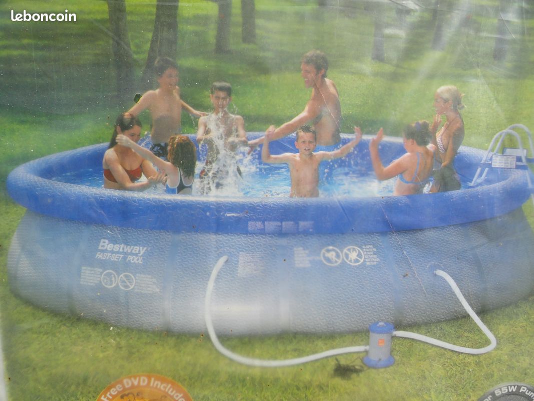 Piscine (image 1)