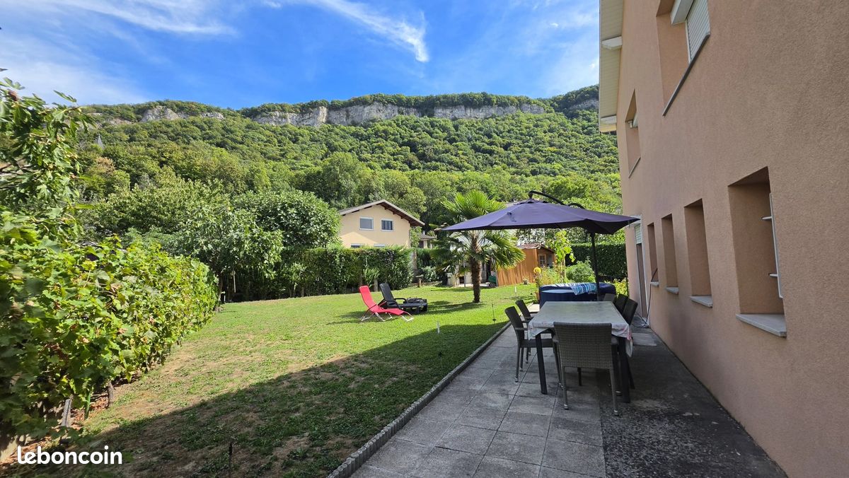 Maison 6 pièces 130 m² · à Étrembières · 130 m² · 580 000 €