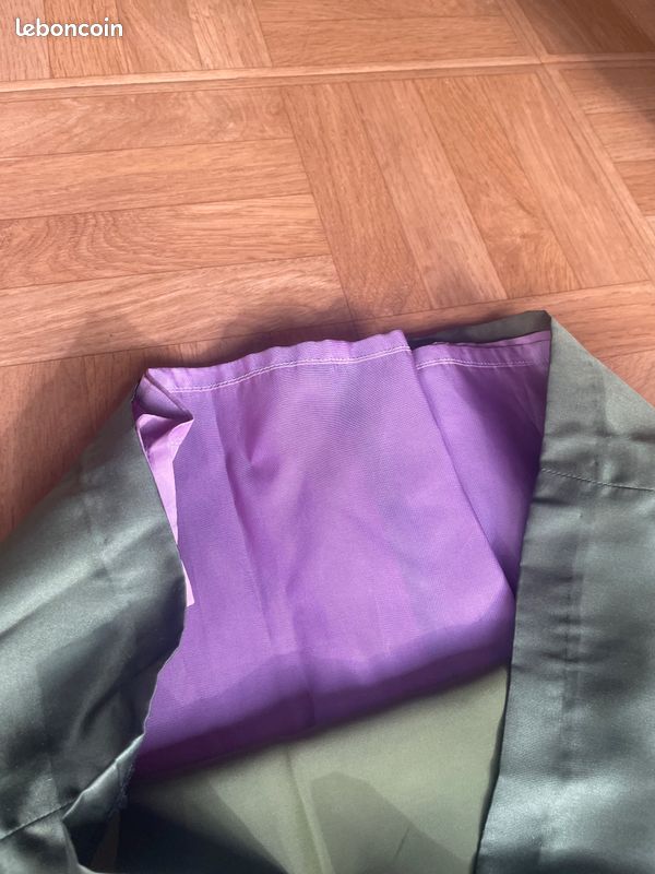 Robe En Soie Paul Smith Verte à Motifs Floraux - Taille L, Style A-line Plissé, Occasion Excellent état