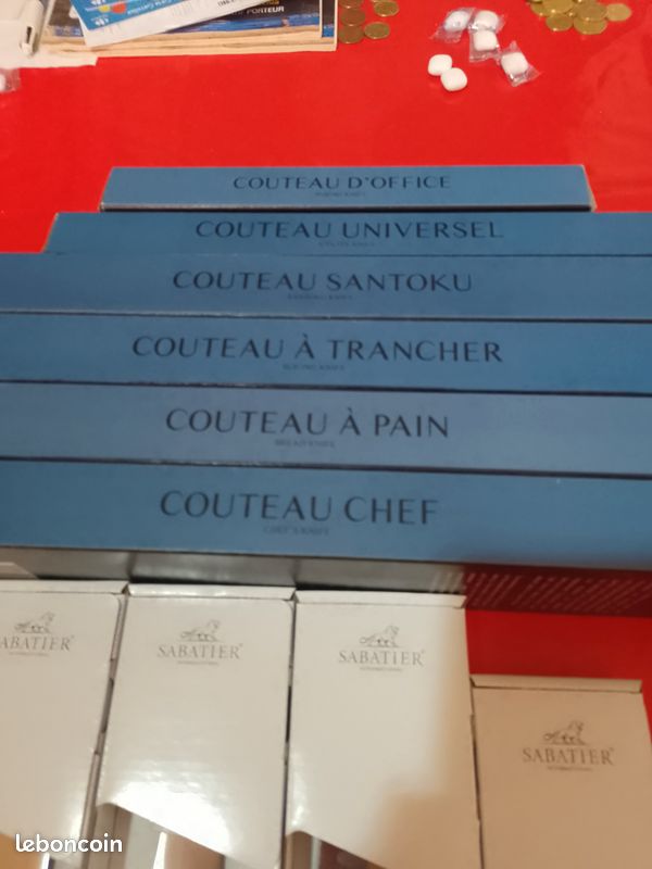 Sabatier collection de six couteaux neuf de la grande maison française Sabatier (image 2)