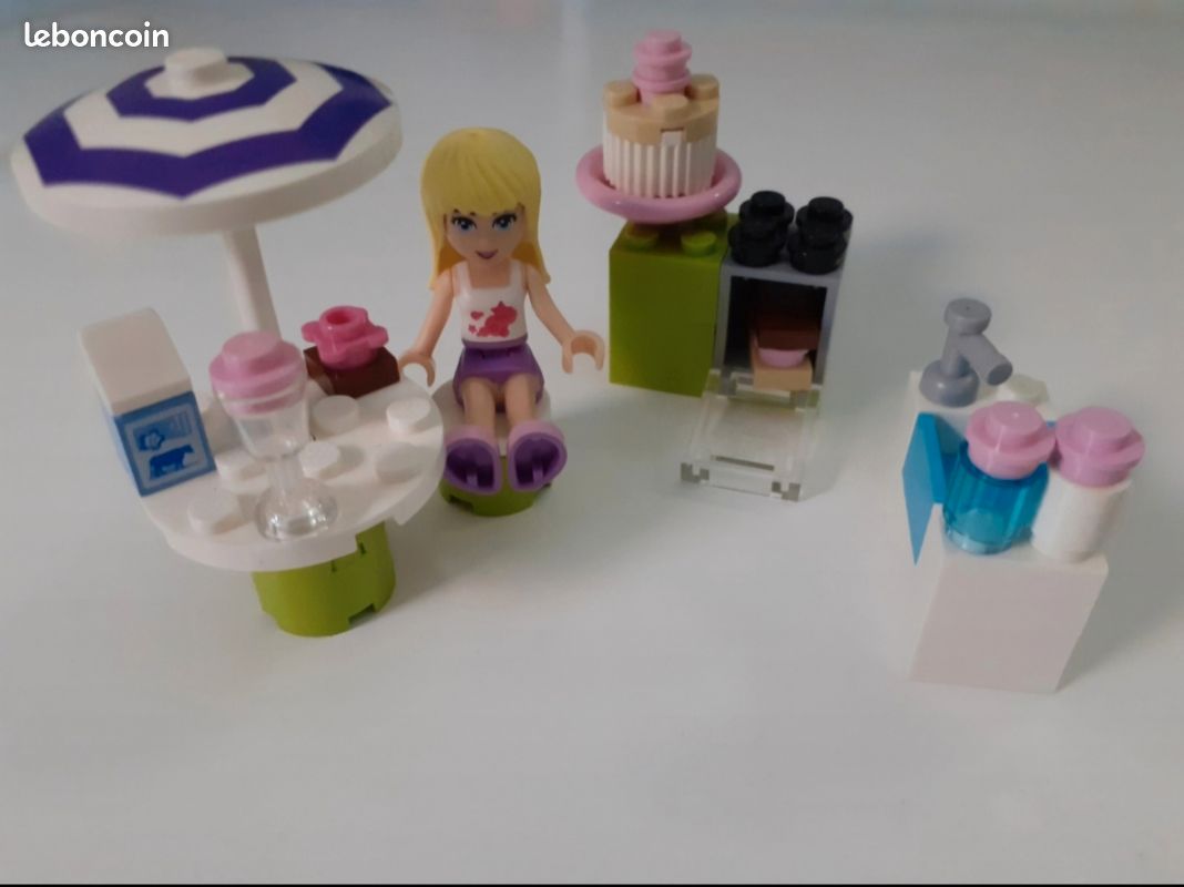 LEGO Friends 3930 La cuisine d'extérieur de stéphanie (image 1)
