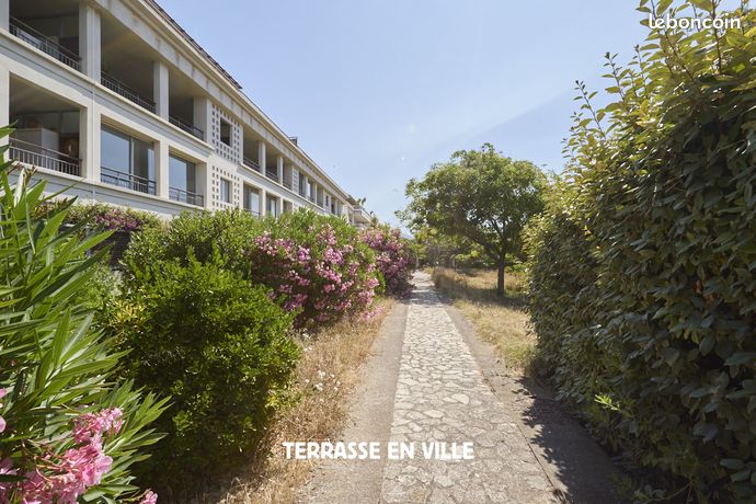 Appartement 4 pièces 160 m² — 15