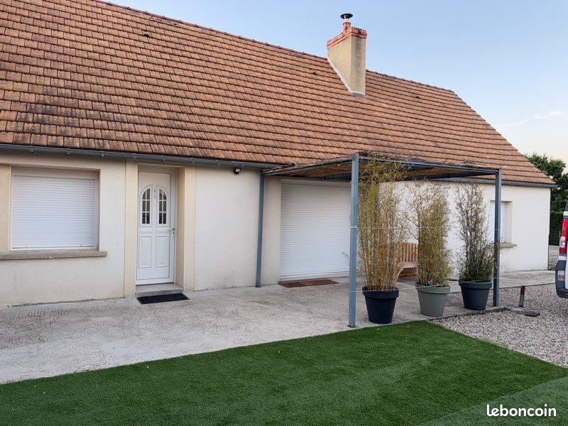 Maison 4 pièces 90 m² · à Saint-Marceau · 90 m² · 700 €