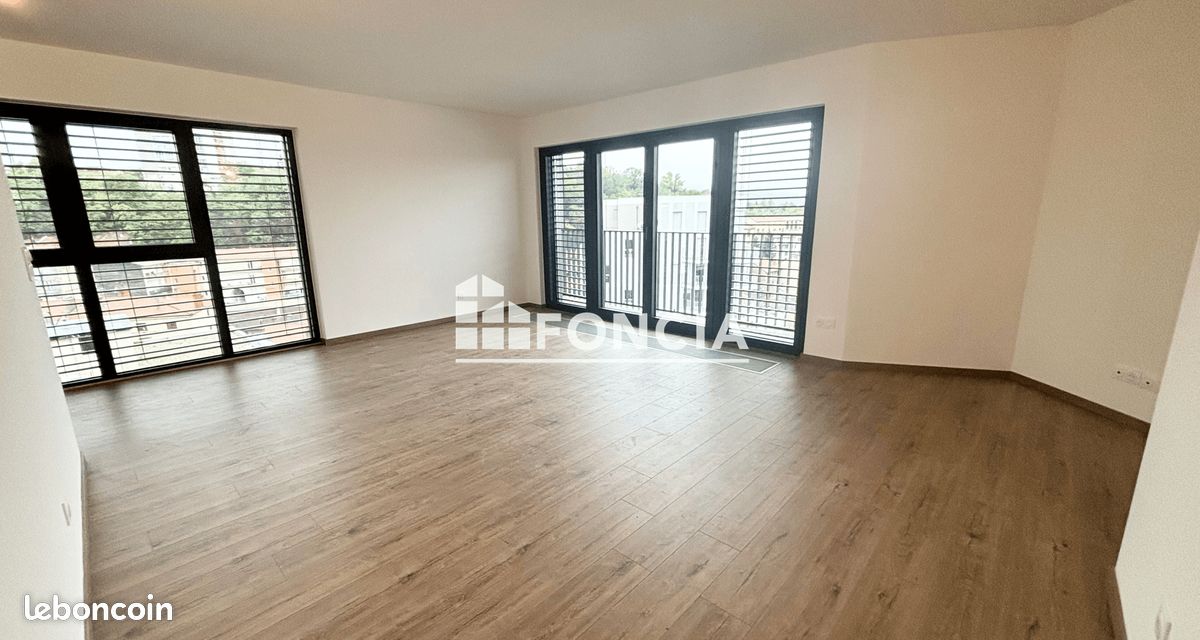 Appartement 3 pièces 64 m² · à Saint-Étienne · 64 m² · 820 €/mois