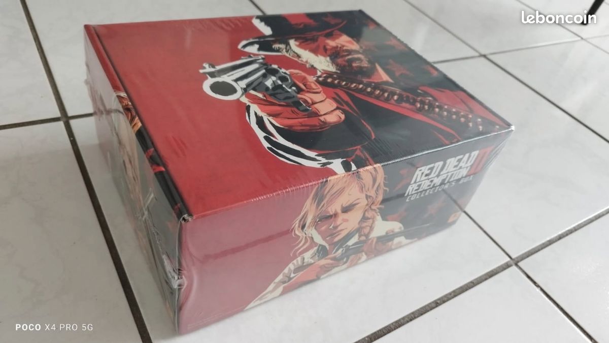 Red Dead Redemption 2 Collectors Edition Box With France