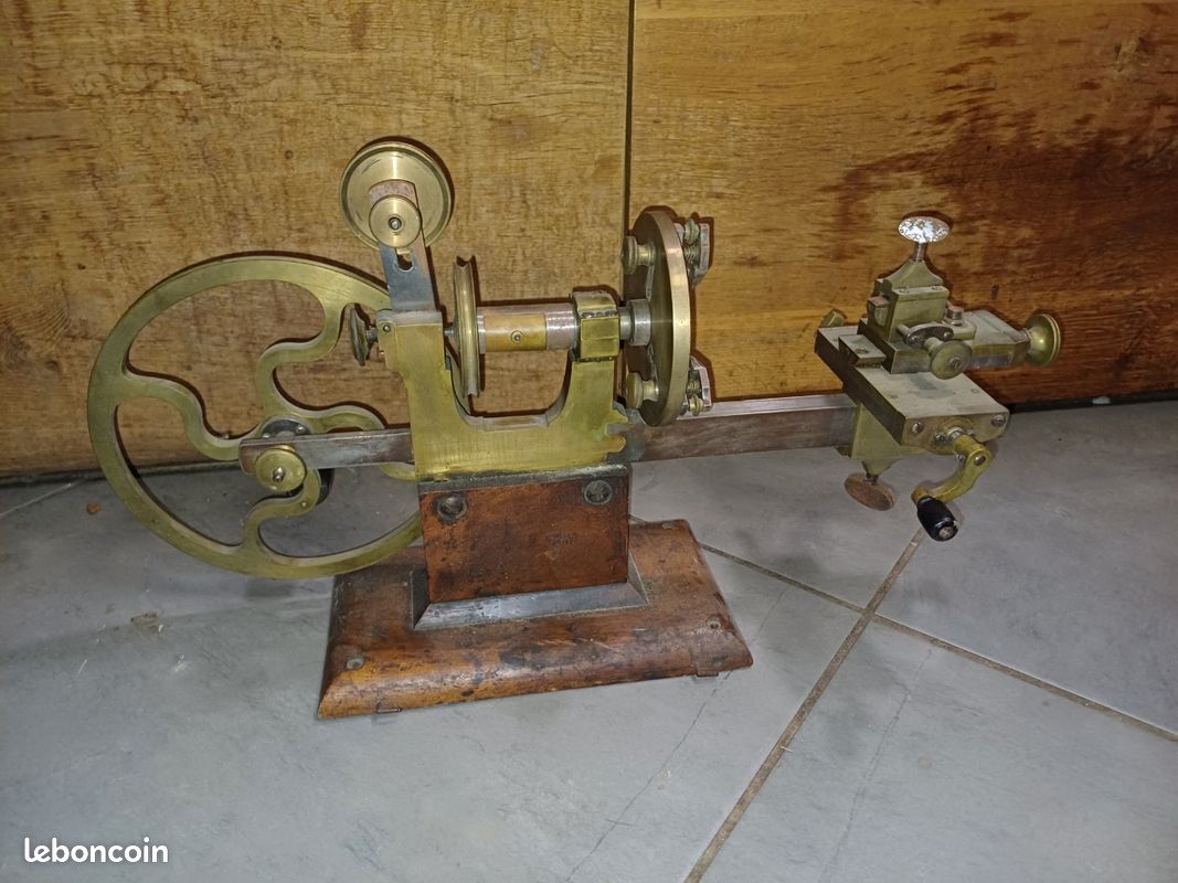 ART POPULAIRE / OLD TOOL / OUTIL ANCIEN TOUR Horloger ? Mécanicien ? (n