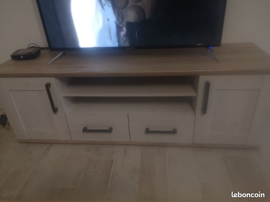 Meuble télé (image 1)