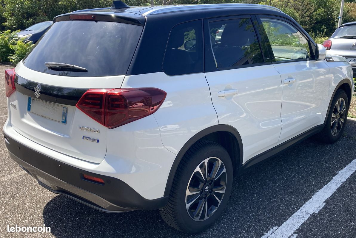 Suzuki Vitara (image 2)