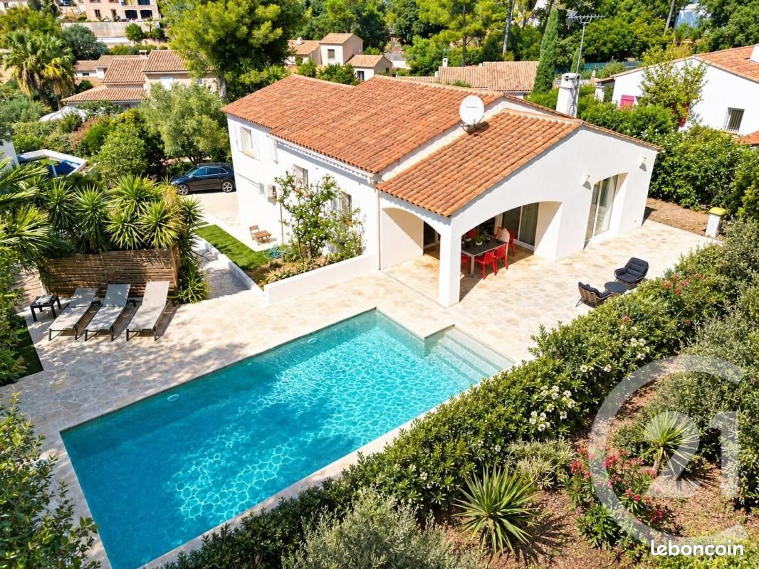 Maison 5 pièces 150 m² · à Fréjus · 150 m² · 799 000 €