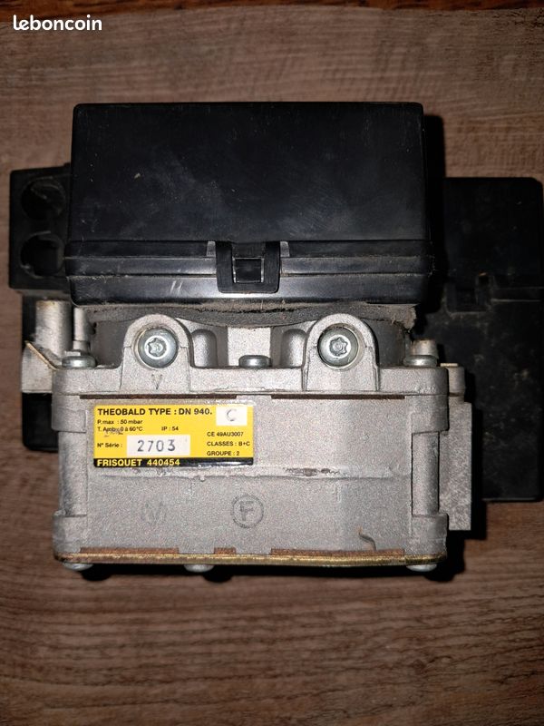 Bloc Gaz Chaudière DN940 – Occasion – Pièce De Rechange Chauffage