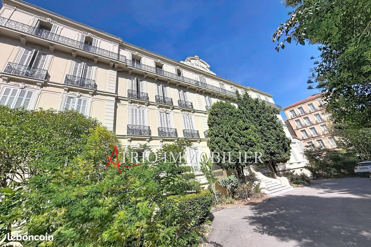 Appartement 7 pièces 217 m² · à Menton · 217 m² · 1 390 000 €