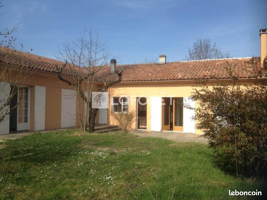 Maison 5 pièces 160 m² · à Cognac · 160 m² · 980 €/mois