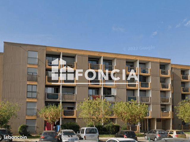 Appartement 1 pièce 27 m² · à Nîmes · 27 m² · 414 €
