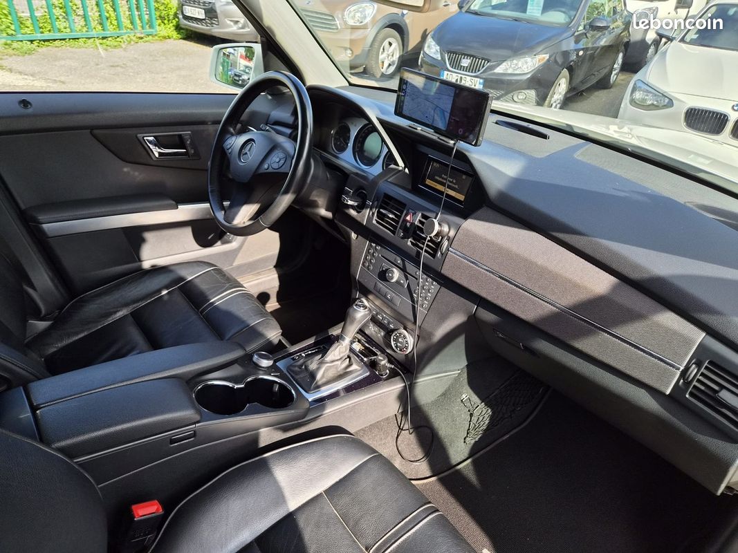 Mercedes Benz GLK 220 CDi 2.1 CDI 16V DPF BlueEFFICIENCY 4MATIC 7G-TRONIC 170 cv - GARANTIE 12 MOIS (image 3)