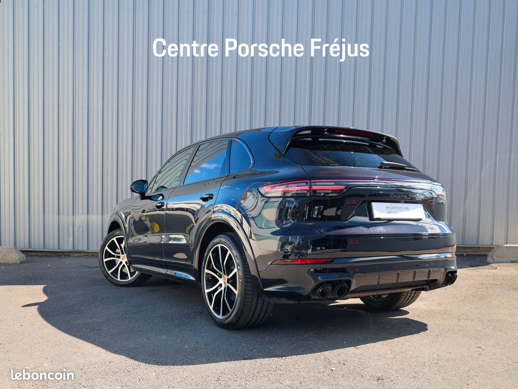 PORSCHE Cayenne 3.0 V6 440 ch Tiptronic BVA S (image 3)