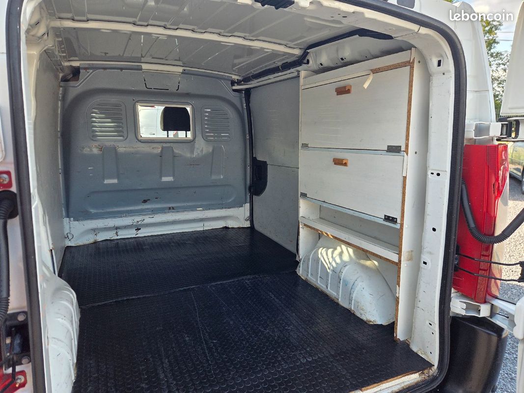 Citroen jumpy l1h1 hdi 90 grand confort 2012 167950 km (image 9)