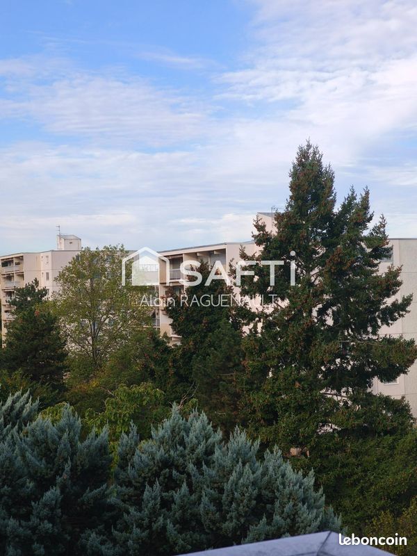 Appartement 4 pièces 68 m² · à Lyon 8e Arrondissement · 68 m² · 165 000 €