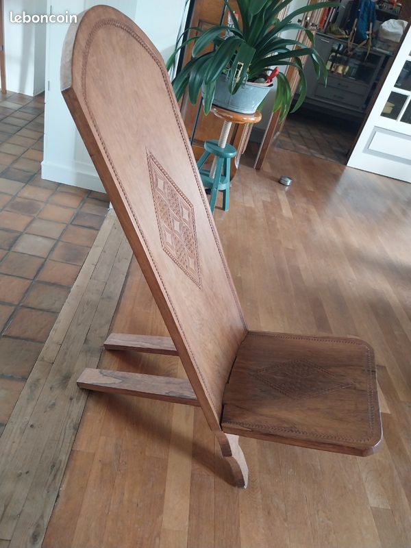 Chaise africaine (image 1)
