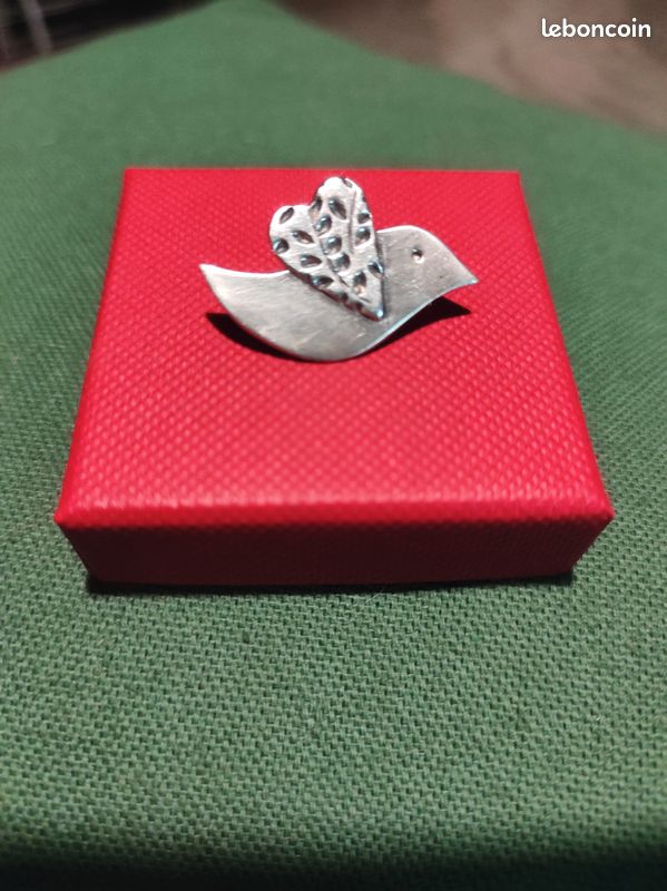 Broche Ancienne En Forme D'oiseau - Bijou Vintage D'occasion, Petit Modèle