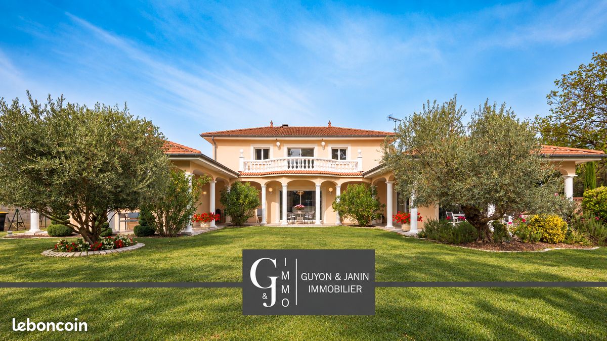Maison 7 pièces 295 m² · à Jasseron · 295 m² · 749 000 €