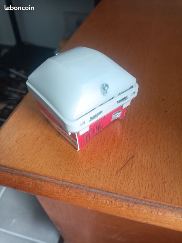 Interrupteur automatique Legrand Plexo (image 3)