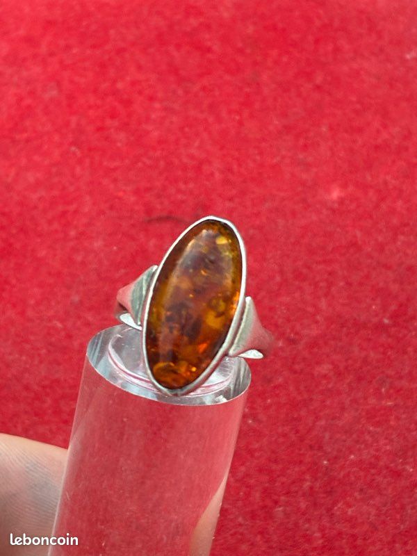 Bague Ancienne En Argent Avec Ambre | Bijou Vintage Et Élégant