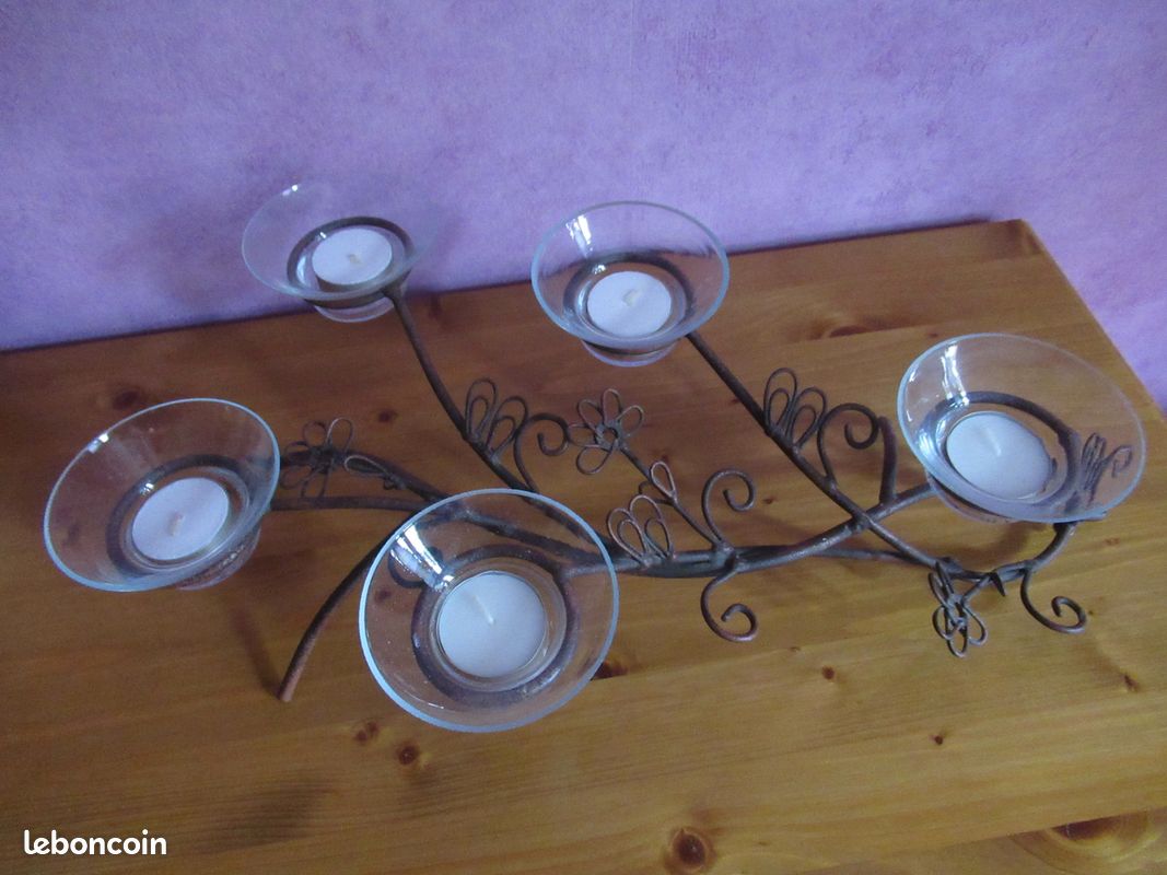 Centre de table photophore en fer forgé (image 1)