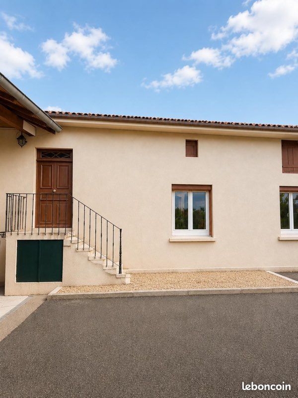 Appartement 2 pièces 76 m² · à Feillens · 76 m² · 89 000 €