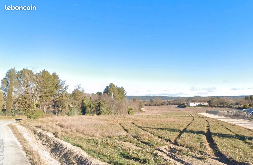 Terrain 650 m² Aix En Provence · à Aix-en-Provence · 590 000 €