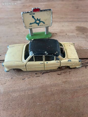 Dinky Toys Simca Versailles 1/43 – Réf 24Z – Miniature Collection état Correct