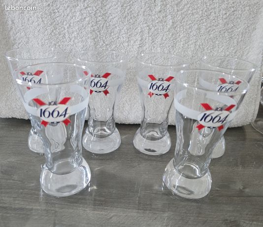6 VERRES 1664 33CL A PIED HT. 18CM