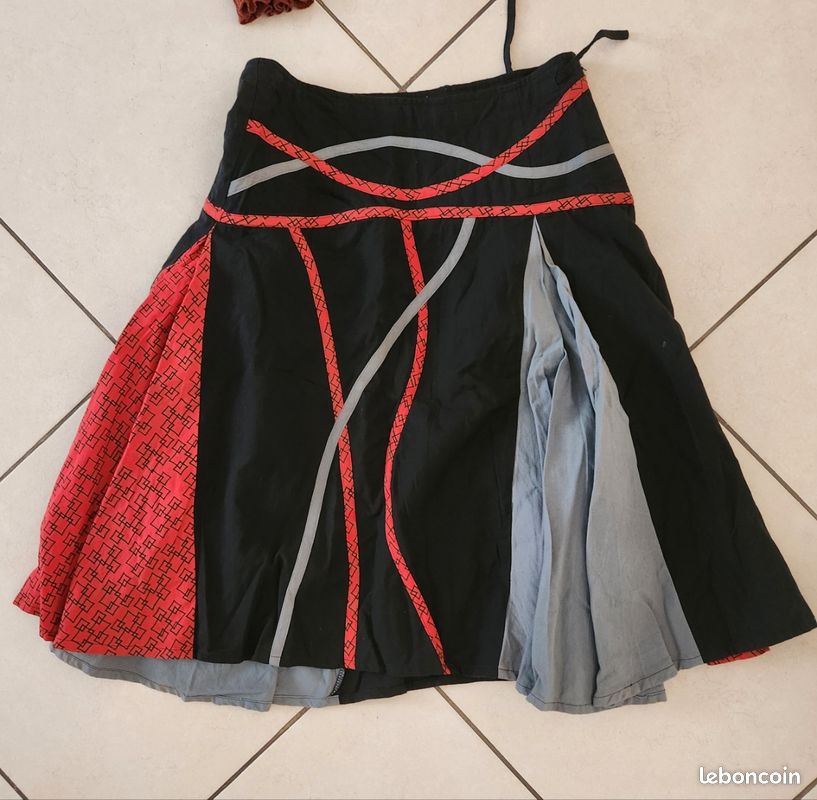 Vêtements fille 16 ans, taille 34-36 (image 1)