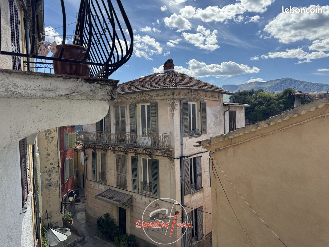 Appartement 1 pièce 32 m² · à Gilette · 32 m² · 99 000 €