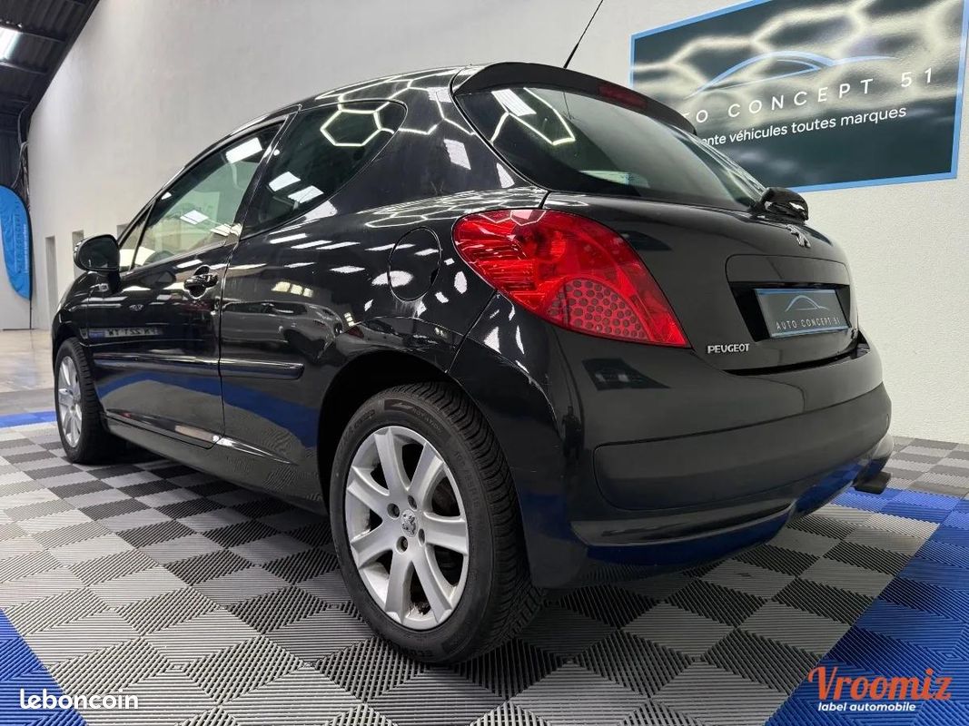 Peugeot 207 1.6 120 EXECUTIVE PACK 12 MOIS DE GARANTIE (image 4)