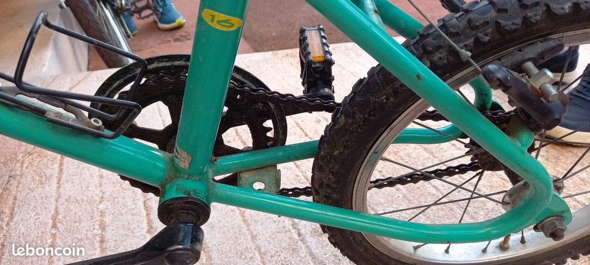 Vélo VTT Décathlon enfant (image 8)