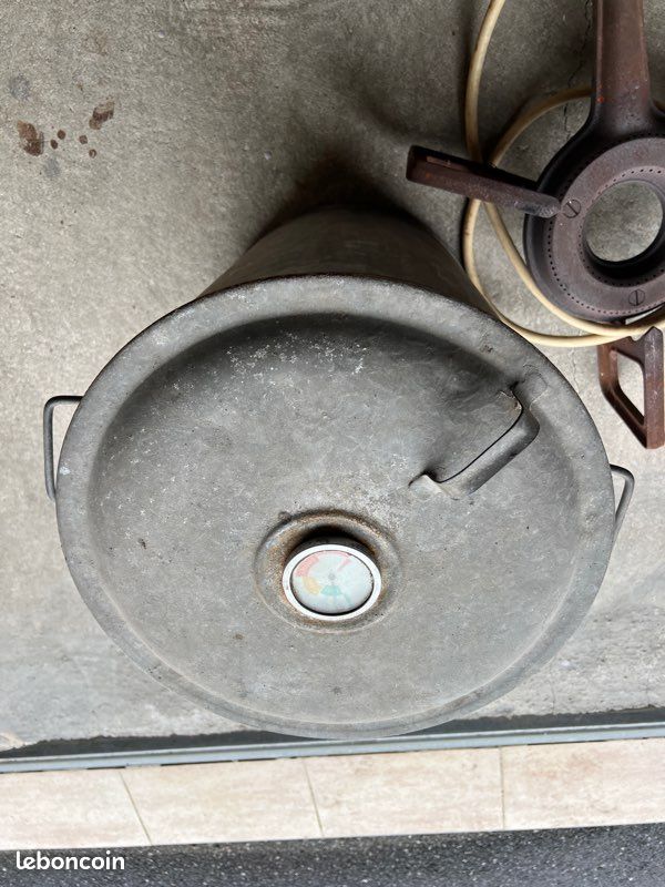 Trépied gaz et stérilisateur (image 4)