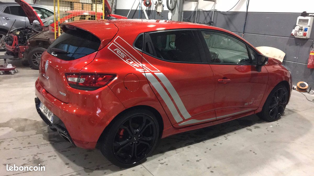 Kit autocollant Clio 4 RS (image 3)
