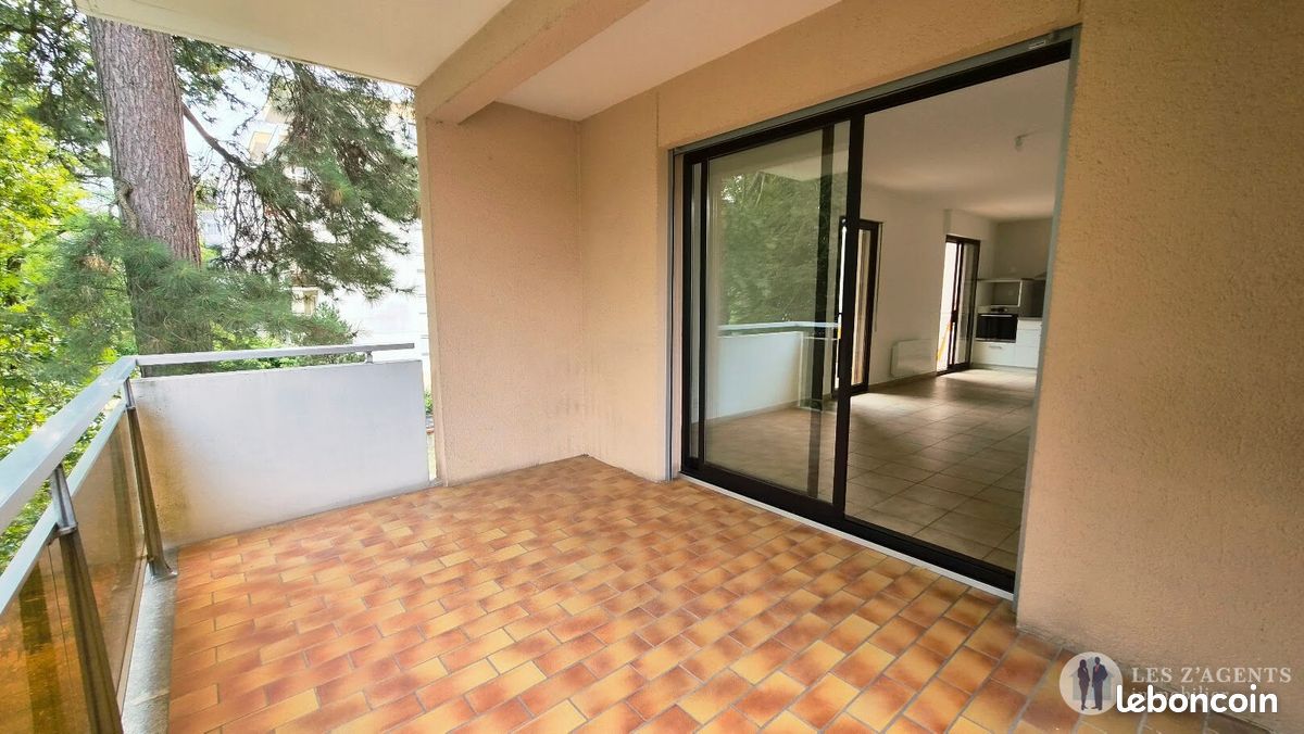Appartement 3 pièces 70 m² · à Grenoble · 70 m² · 1 100 €/mois