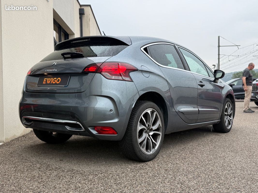 DS DS 4 1.6 THP 200ch SPORT CHIC / SIEGES MASSANT ET CHAUFFANT/INTERIEUR CUIR (image 2)
