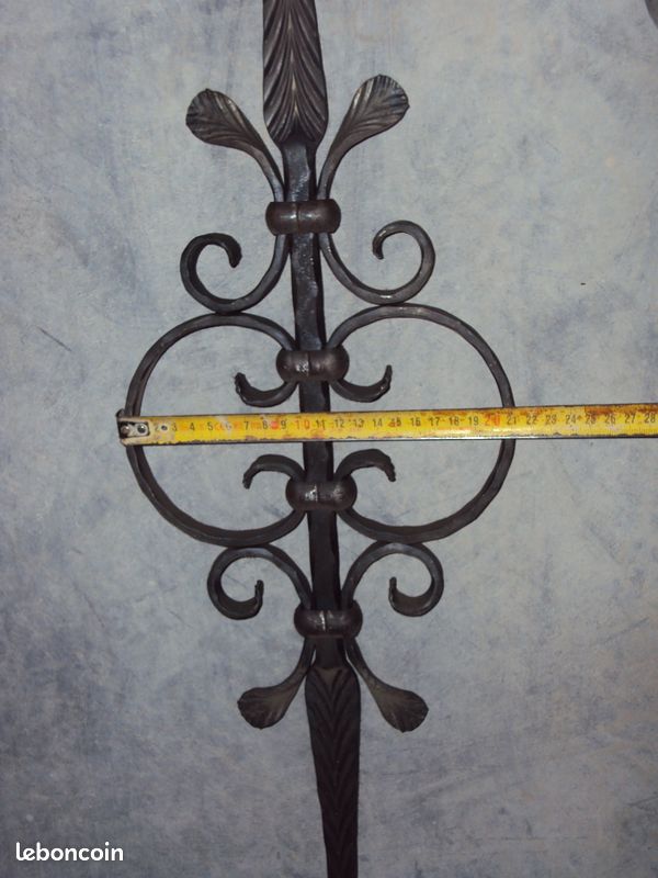 Balustre avec élément décoratif fer (image 2)