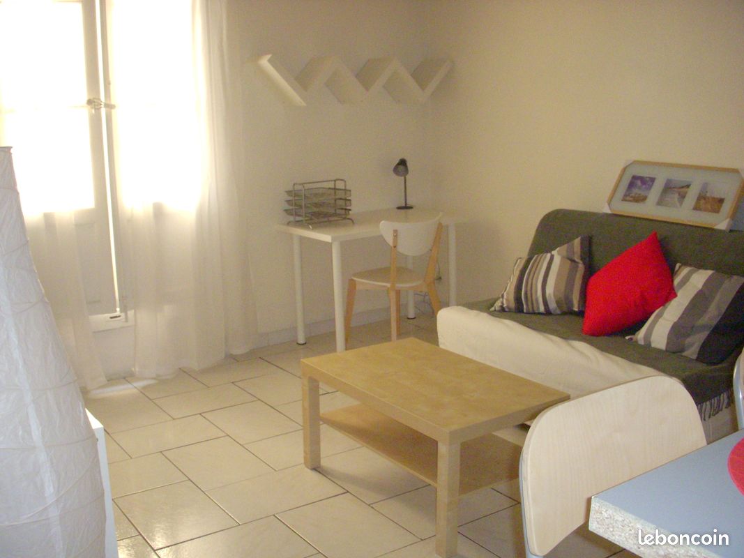 Appartement 1 pièce 25 m² · à Béziers · 25 m² · 370 €