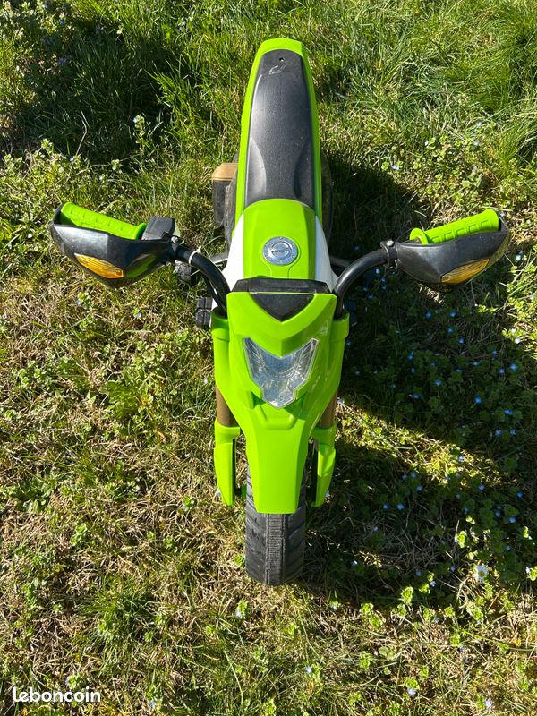 Mini moto électrique (image 2)