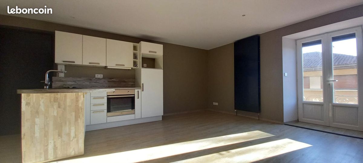 Appartement 2 pièces 44 m² · à Saint-Flour · 44 m² · 92 000 €