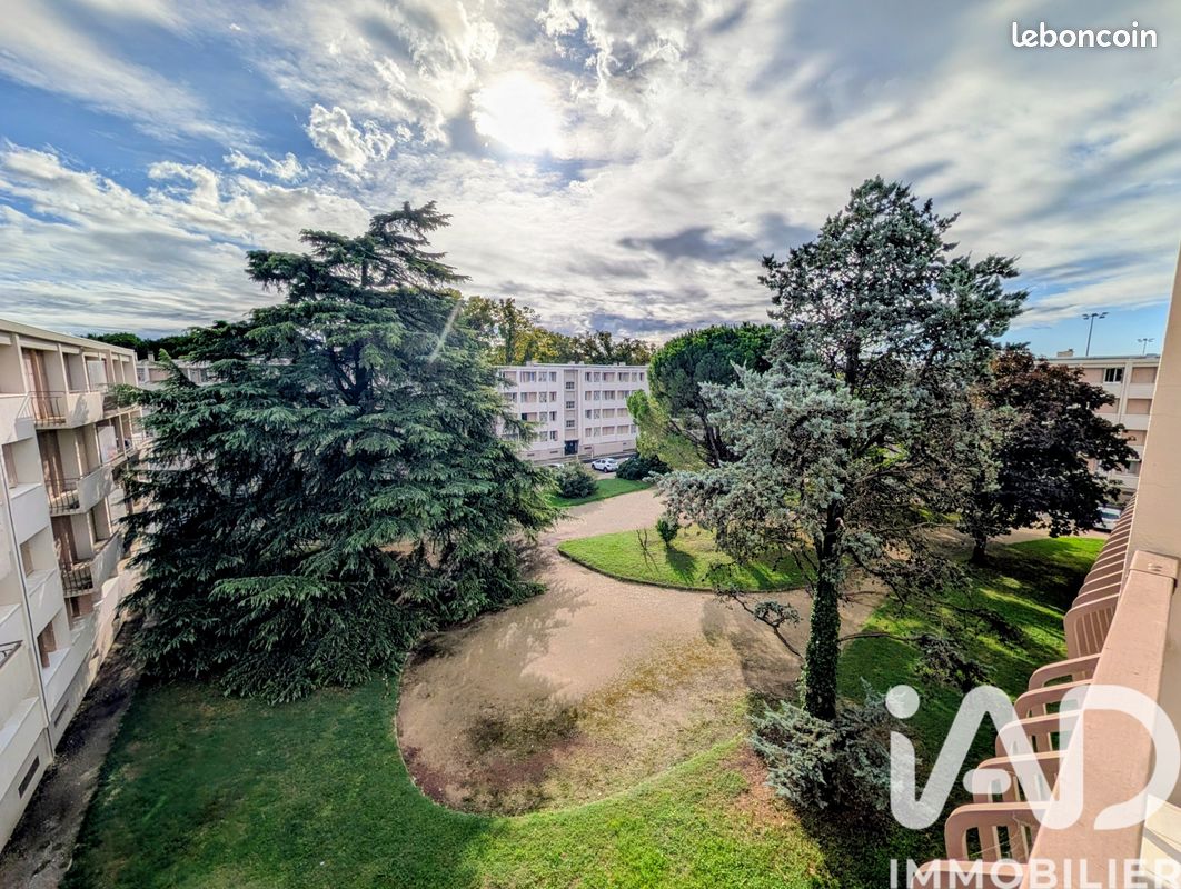 Appartement 3 pièces 61 m² · à Avignon · 61 m² · 70 000 €