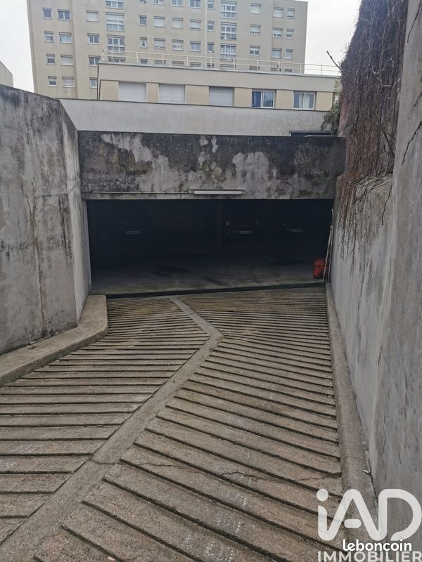 Parking/box 15 m² La Garenne-Colombes (image 3)