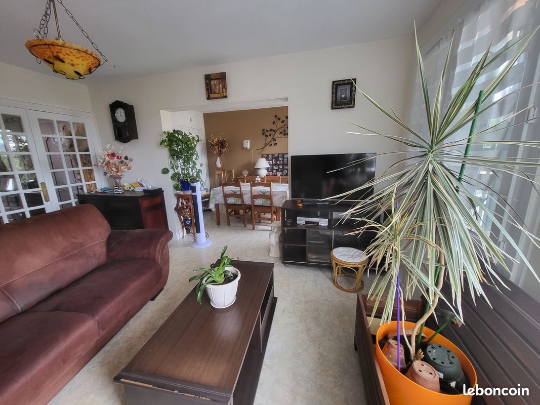 Appartement 3 pièces 77 m² · à Issoire · 77 m² · 150 000 €