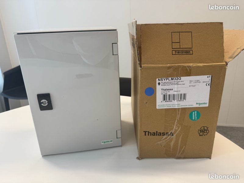 Coffret Schneider (image 1)