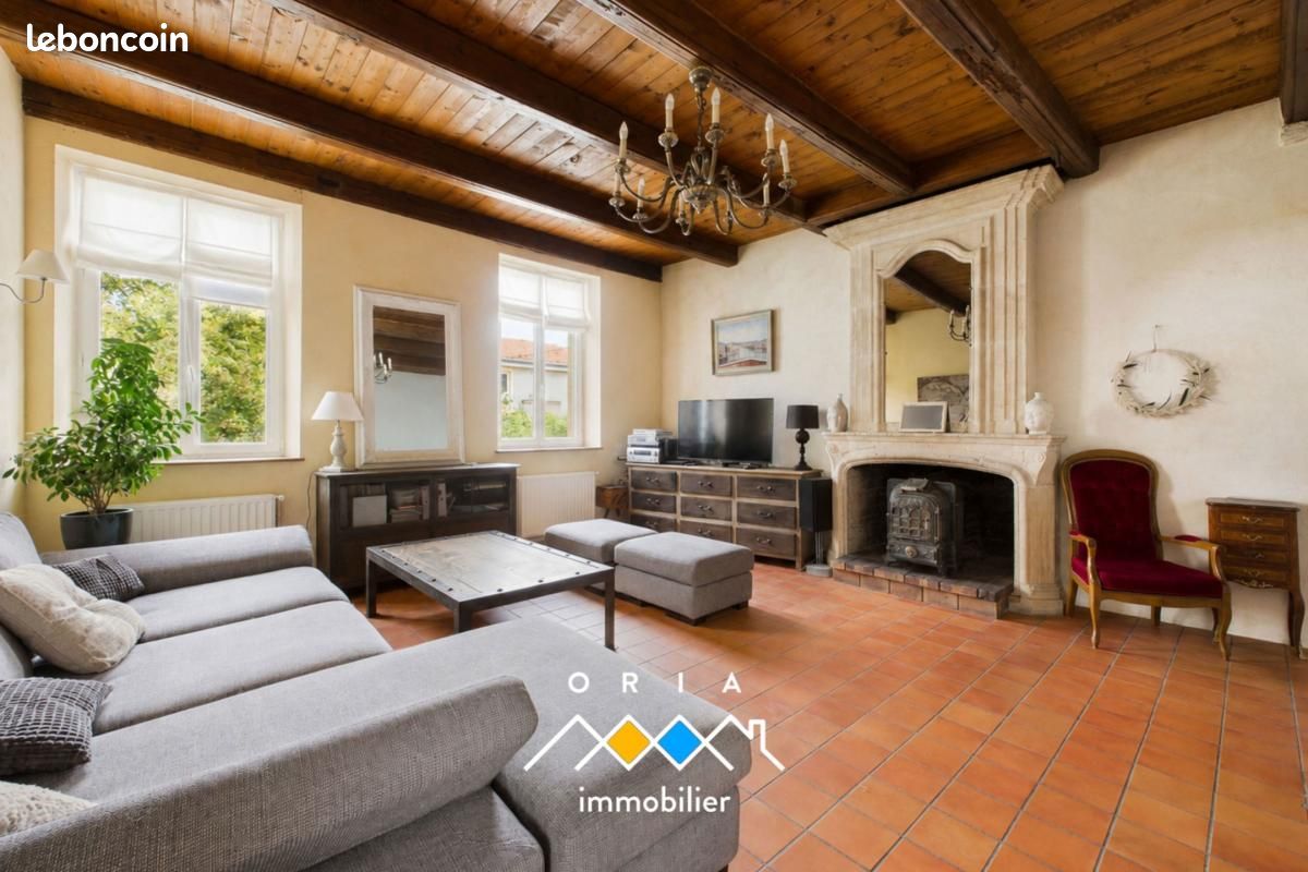 Maison 8 pièces 146 m² · à Novéant-sur-Moselle · 146 m² · 242 000 €