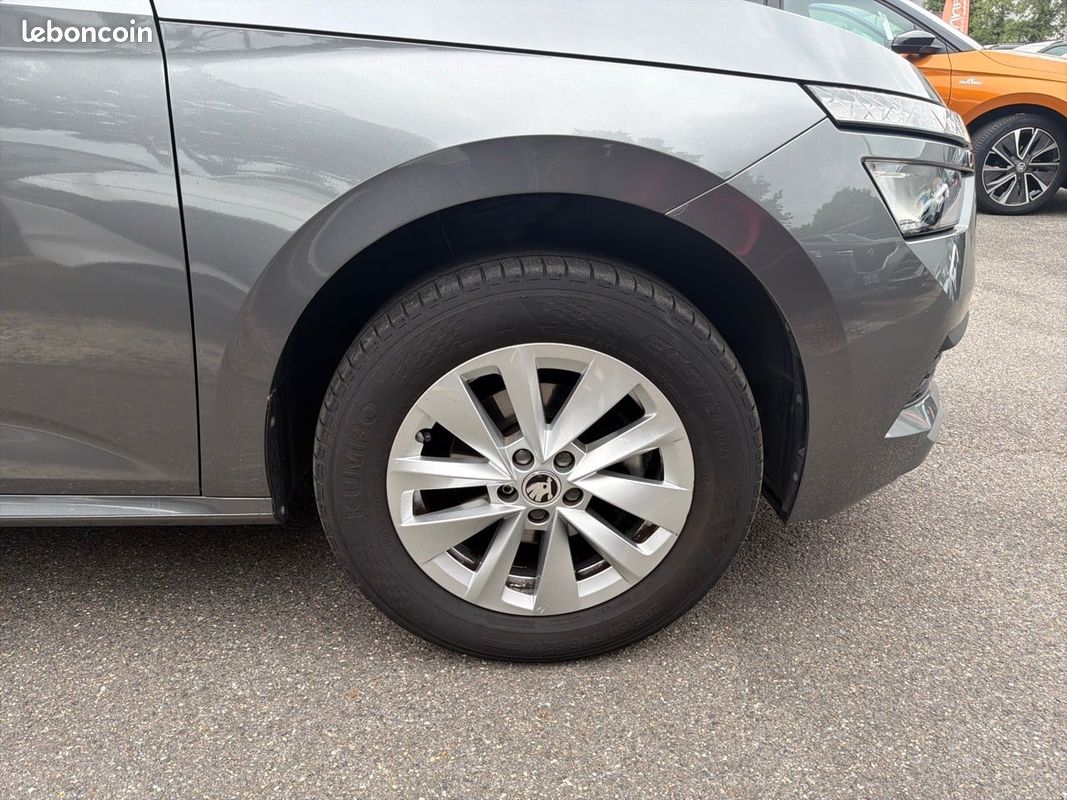 SKODA Kamiq 1.0 TSI Evo 110 ch BVM6 Ambition (image 9)