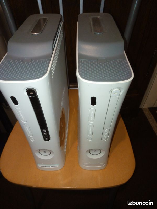 Deux Xbox 360 tiroir hs (image 1)